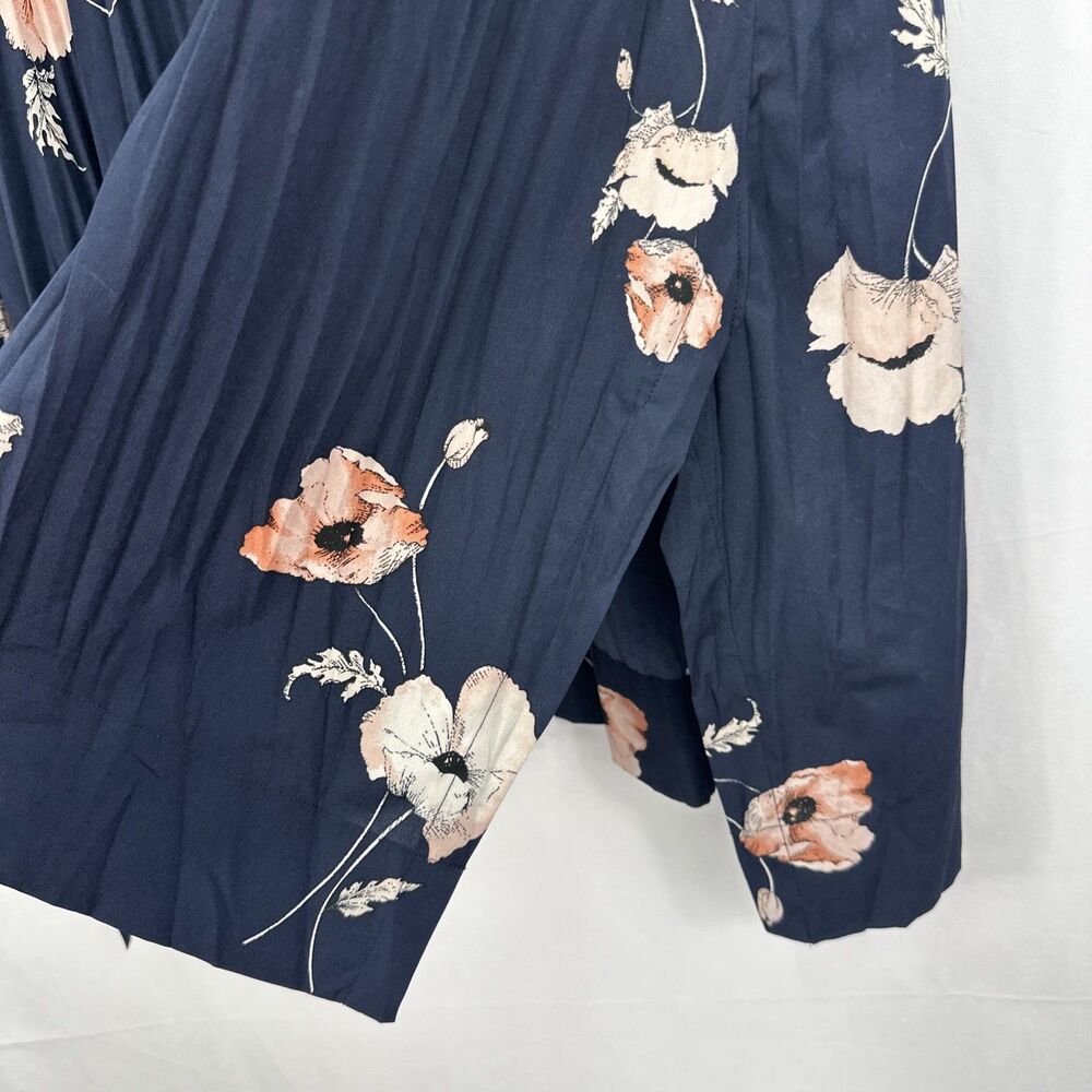 VINCE Tossed Poppy Pleated Midi Skirt in Marine Navy Blue Floral Size M Boho #6 - Picture 3 of 7